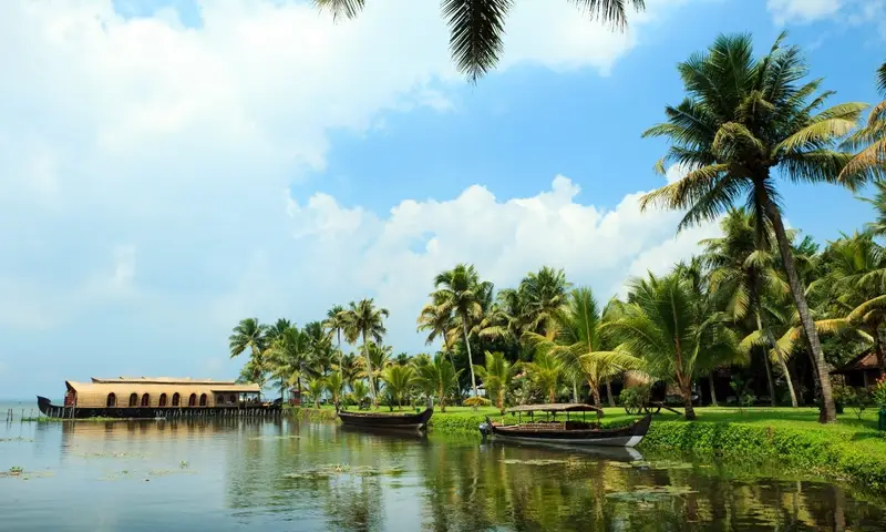 Om Beach – The Iconic Shoreline of Gokarna